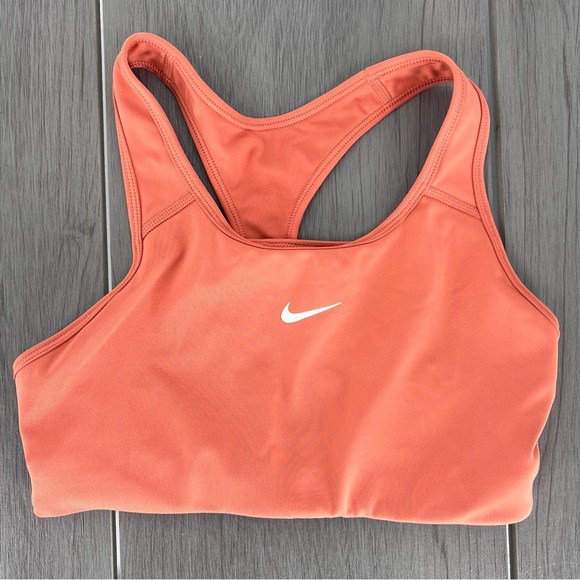 Nike dry-fit sports bra small peach - Picture 2 of 5